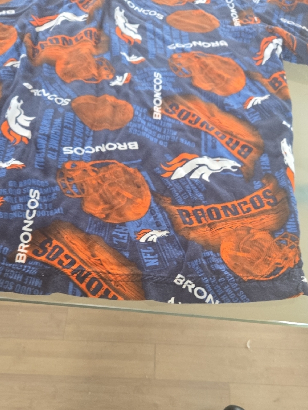 Team Apparel Denver Broncos Navy Blue and Orange Button-Down Shirt - Picture 8 of 11